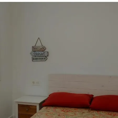 公寓 Atico Muy Luminoso En Zona Monumental 庞特维德拉